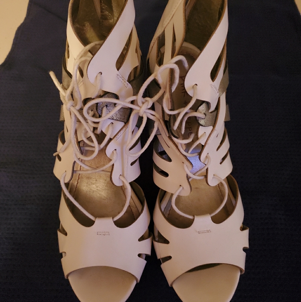 Pink & Pepper high heels